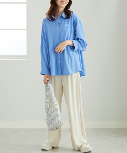 BELLUNA PLUS(ベルーナ)の「<E/A>ラッシュガードシャツ(シャツ/ブラウス・レディース・ブルー/ストライプ/ピンク・MEDIUM/LARGE/X-LARGE)」の7枚目の写真