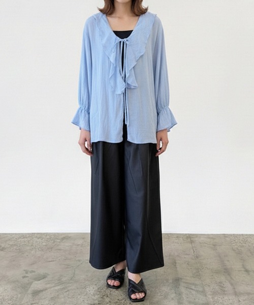 Muscat(マスカット)の「ラッフルレーヨンフリルシャツ(シャツ/ブラウス・レディース・ブルー/ベージュ/ブラック・F)」の22枚目の写真