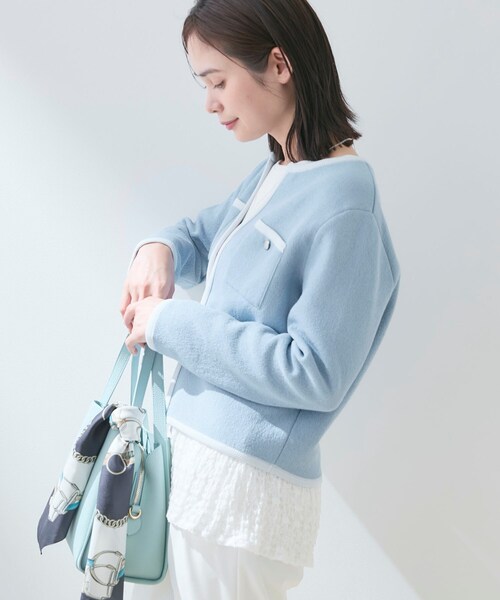 INDIVI（インディヴィ）の「【軽量／セレモニー】ブークレジャケット ニットカーディガン（カーディガン/ボレロ・レディース・ホワイト系7/ブルー系9/ブラック・38/15 /13/05/34）」の14枚目の写真