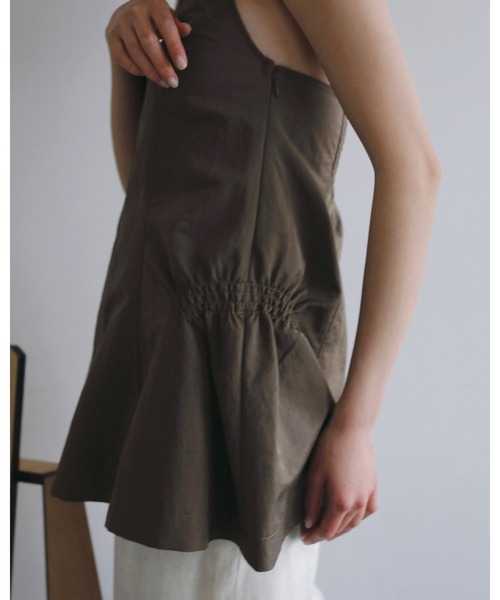 anuke（アンヌーク）の「Ribbon Peplum Tops（Tシャツ/カットソー・レディース・ブラウン/ブラック・FREE）」の9枚目の写真