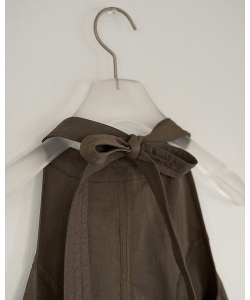 anuke（アンヌーク）の「Ribbon Peplum Tops（Tシャツ/カットソー・レディース・ブラウン/ブラック・FREE）」の14枚目の写真