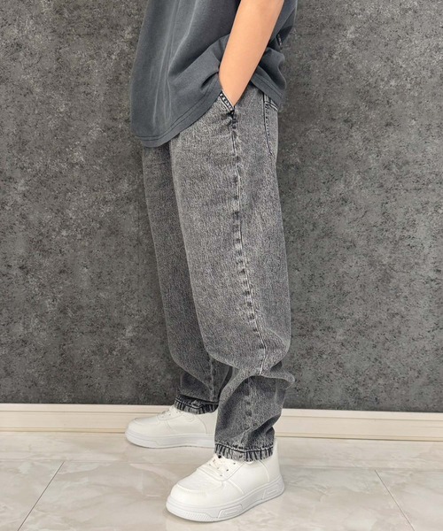 SHISKY（シスキー）の「【ケミカルウォッシュ 】デニム リラックスパンツ（526-00)（デニムパンツ・キッズ・ブルー/ブラック・110/120/130/140/160）」の2枚目の写真