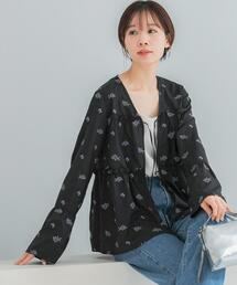 URBAN RESEARCH ROSSO WOMEN（アーバンリサーチ　ロッソ）の「フラワー刺繍ギャザーブラウス（シャツ/ブラウス）」