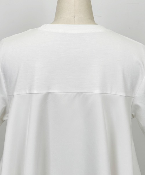 Lo-Fi(ローファイ)の「【WEB限定】サテン切り替えフレアプルオーバー(Tシャツ/カットソー・レディース・オフホワイト/チャコールグレー・M)」の18枚目の写真