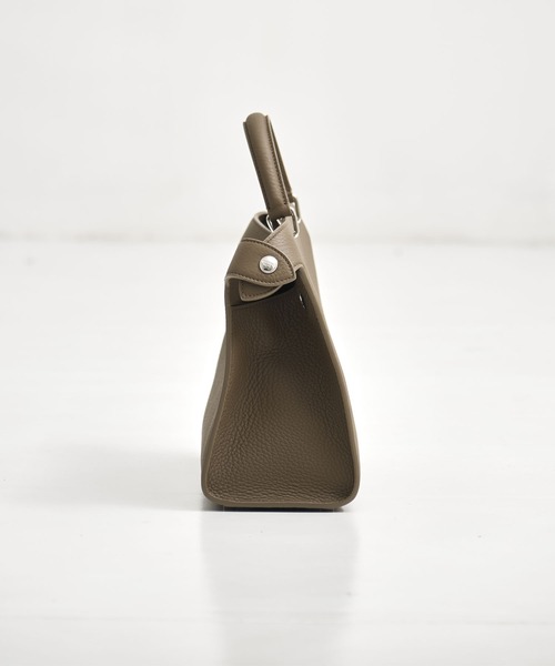 michino（ミチノ）の「LUTECE PM（ハンドバッグ・レディース・ブラック/チャコールグレー・FREE）」の3枚目の写真