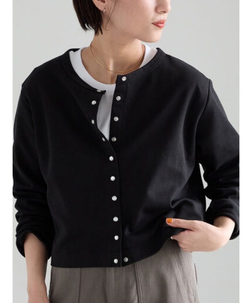 Te chichi(テチチ)の「カットソークルーネックカーディガン(カーディガン/ボレロ・レディース・ブラック/レッド/オフホワイト・F)」の1枚目の写真