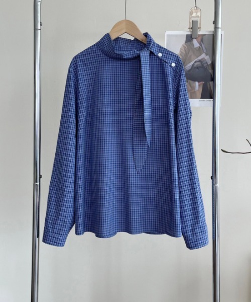 semplice(センプリチェ)の「スタンドカラー チェックシャツ(シャツ/ブラウス・レディース・ブルー・F)」の18枚目の写真