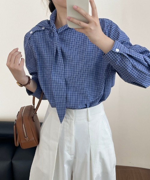 semplice(センプリチェ)の「スタンドカラー チェックシャツ(シャツ/ブラウス・レディース・ブルー・F)」の15枚目の写真