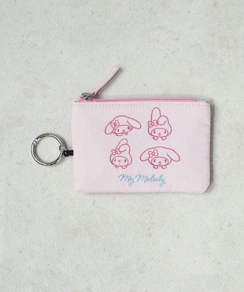sanrio(サンリオ)の「"09"≪sanrio≫どっちにも伸びーる キーリール付き 2ポケット ナイロン フェイス 刺繍 パスポーチ(パスケース・レディース・ライトイエロー/ライトブルー/ベビーピンク/ライトピンク/ラベンダー/ライトグレー・ONE SIZE)」の18枚目の写真