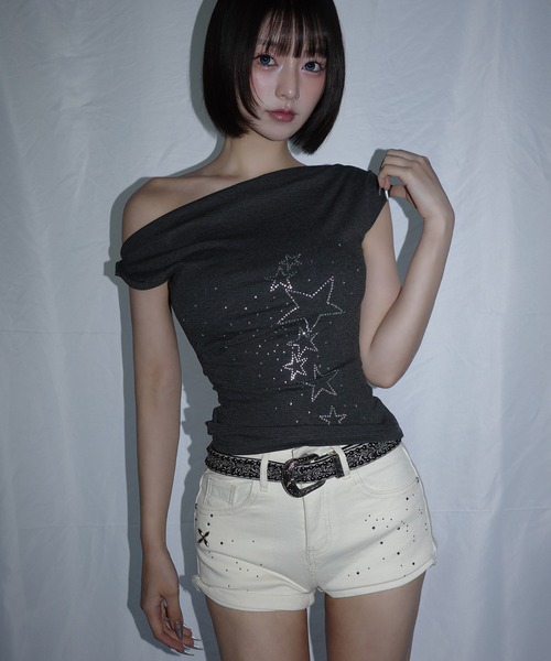 ADDITION STORE（アディションストア）の「＼ラインストーンがカワイイ／ラインストーン クロップド オフショルT / チビT / asrino（Tシャツ/カットソー・レディース・グレー・SMALL/LARGE/MEDIUM）」の3枚目の写真