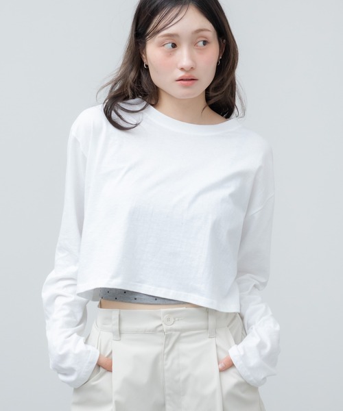 HEILIS(ヘイリス)の「クロップドボックス長袖Tシャツ / 春服 秋服 冬服 オーバーサイズ クロップド Tシャツ カットソー 長袖 トップス 無地 ノームコア シンプル 韓国 ブラック グレー ホワイト(Tシャツ/カットソー・レディース・ブラック/ホワイト/グレー・FREE)」の1枚目の写真