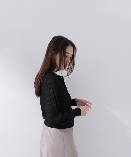 NATURAL BEAUTY BASIC（ナチュラルビューティーベーシック）の「シアーシャーリングカーディガン（カーディガン/ボレロ・レディース・ブラック/ブルー/イエロー・ﾌﾘ-）」の6枚目の写真