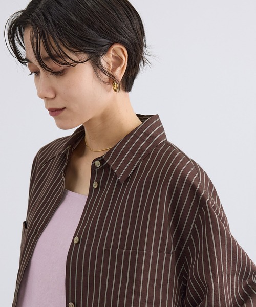 SALON adam et rope'（サロン アダム エ ロペ）の「ACAR クロップドストライプシャツ（シャツ/ブラウス・レディース・ブラウン/ベージュ・FREE）」の11枚目の写真