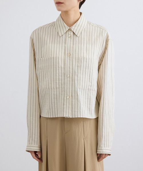 SALON adam et rope'（サロン アダム エ ロペ）の「ACAR クロップドストライプシャツ（シャツ/ブラウス・レディース・ブラウン/ベージュ・FREE）」の18枚目の写真