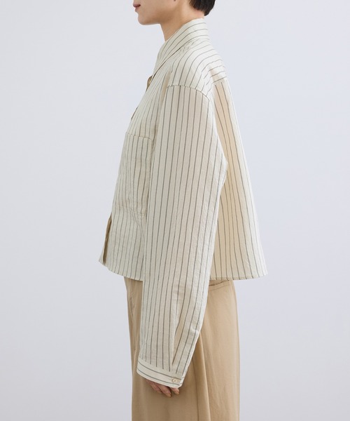 SALON adam et rope'（サロン アダム エ ロペ）の「ACAR クロップドストライプシャツ（シャツ/ブラウス・レディース・ブラウン/ベージュ・FREE）」の19枚目の写真