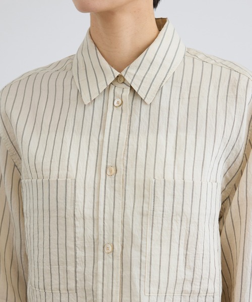 SALON adam et rope'（サロン アダム エ ロペ）の「ACAR クロップドストライプシャツ（シャツ/ブラウス・レディース・ブラウン/ベージュ・FREE）」の21枚目の写真