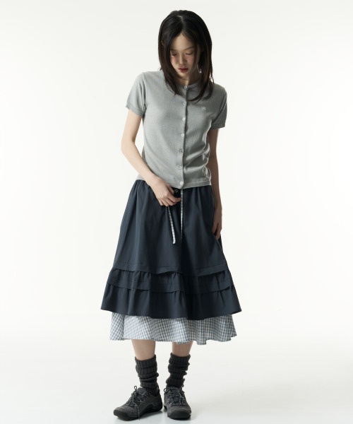 THECOLDESTMOMENT(ザコールデストモーメント)の「TCM button half knit cardigan (grey)(カーディガン/ボレロ・レディース・その他・SMALL/MEDIUM)」の2枚目の写真