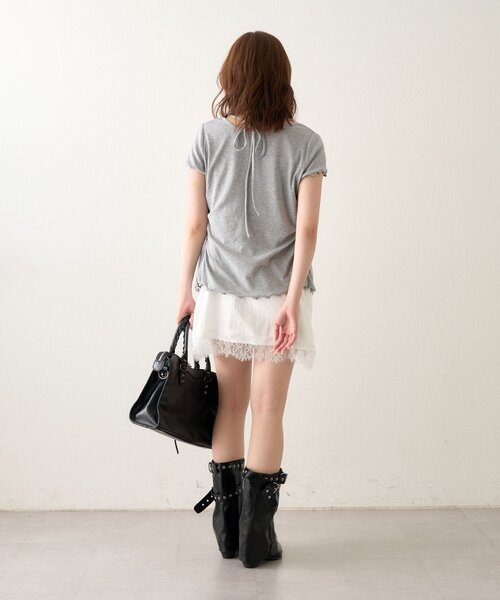 mline（エムライン）の「[mline]半袖チョーカー ボタントップス（Tシャツ/カットソー・レディース・ネイビー/ピンク/グレー/アイボリー・FREE）」の21枚目の写真