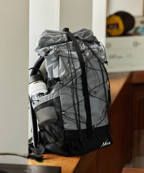 NANGA(ナンガ)の「NANGA/ナンガ Fibermax TUL BACKPACK バックパック(バックパック/リュック・メンズ・グレー/ブラック/イエロー・ONE SIZE)」の1枚目の写真