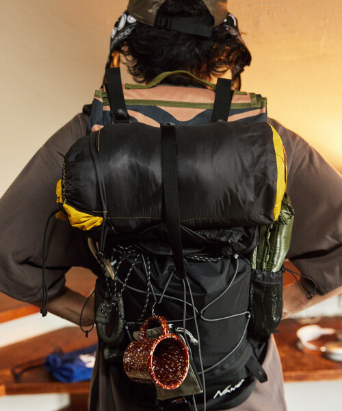 NANGA(ナンガ)の「NANGA/ナンガ Fibermax TUL BACKPACK バックパック(バックパック/リュック・メンズ・グレー/ブラック/イエロー・ONE SIZE)」の15枚目の写真