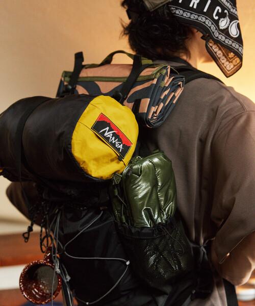 NANGA(ナンガ)の「NANGA/ナンガ Fibermax TUL BACKPACK バックパック(バックパック/リュック・メンズ・グレー/ブラック/イエロー・ONE SIZE)」の16枚目の写真