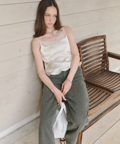 GIUNON(ジウノン)の「satin lace frill camisole / サテンレースフリルキャミソール(キャミソール・レディース・ピンク/グリーン/アイボリー・FREE)」の13枚目の写真