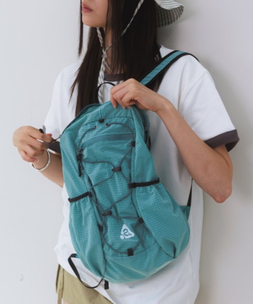 HEISAN(ハイサン)の「【日本未発売/WEB限定】Heisan(ハイサン)/超軽量 大容量 A4サイズ収納可 折りたためる パッカブル ウルトラ ライト コンパクト ポケット バックパック リュック/Ultra-light Compact Pocket Bag V2 Nylon(バックパック/リュック・レディース・ホワイト/ベージュ/ブルー/ピンク/ブルー系その他/ライム/グリーン・FREE)」の5枚目の写真