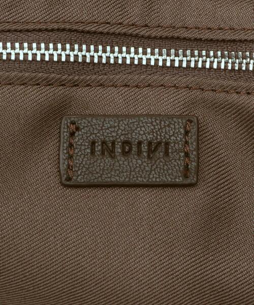 INDIVI(インディヴィ)の「【合皮/2WAY】チャーム付きドロストソフトレザーバッグ(トートバッグ・レディース・ブラウン系その他/ブラック・00)」の17枚目の写真