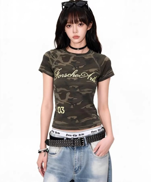 AsheKsha(アシクシャ)の「アメリカンレトロ迷彩柄ショートTシャツ(Tシャツ/カットソー・レディース・カーキ・M)」の11枚目の写真