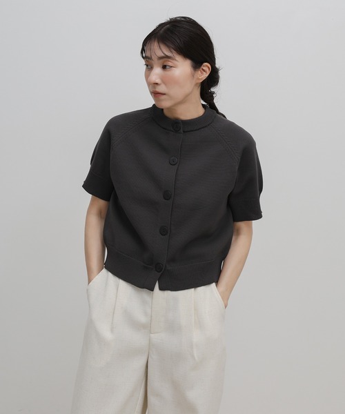 select MOCA(セレクトモカ)の「ボタンデザインスポンディッシュニットカーディガン(カーディガン/ボレロ・レディース・ブラウン/グレー/ブラック・FREE)」の9枚目の写真