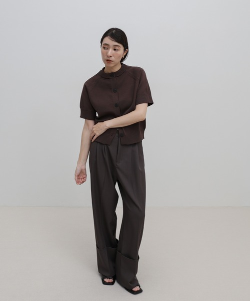 select MOCA(セレクトモカ)の「ボタンデザインスポンディッシュニットカーディガン(カーディガン/ボレロ・レディース・ブラウン/グレー/ブラック・FREE)」の5枚目の写真