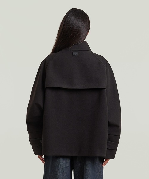 G-STAR(ジースター)の「4-Pocket Cape Jacket/ミリタリーディテール4ポケットケープジャケット(ブルゾン・レディース・ダークブラック・SMALL/MEDIUM/X-SMALL)」の2枚目の写真