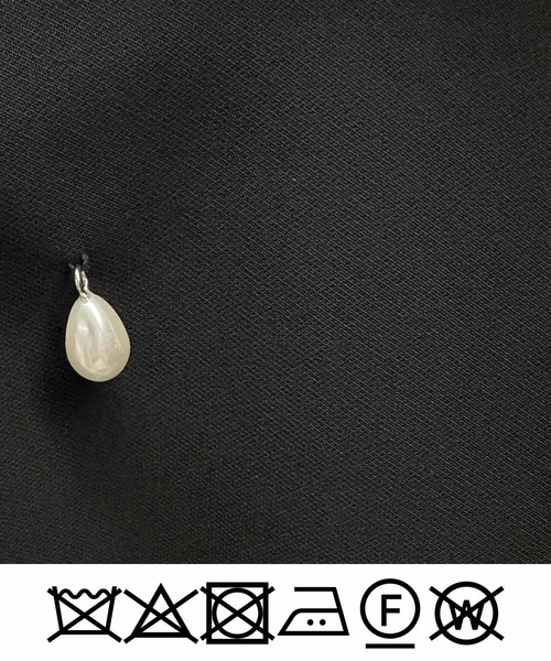 PICCIN PERLA（ピッチンペルラ）の「ティアドロップパールテーラードジャケット（テーラードジャケット・レディース・ブラック・M）」の22枚目の写真