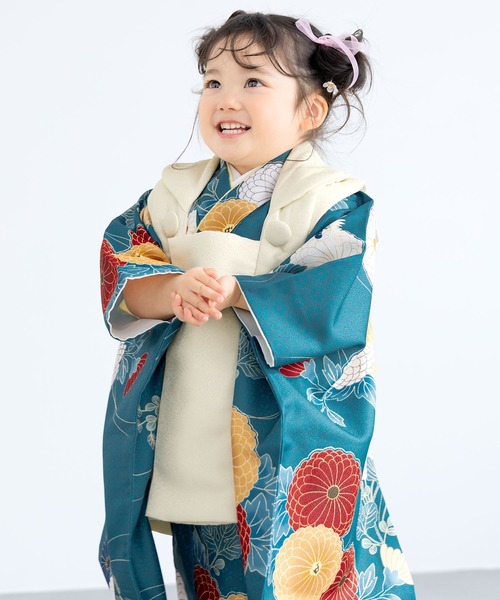 SOUBIEN(ソウビエン)の「【floro by SOUBIEN】3歳女の子用七五三セット(被布コート/着物/襦袢/草履/巾着)(着物・キッズ・ブルー系/ホワイト×レッド/アイボリー/クリーム/ホワイト系/ネイビー系1/ネイビー系/スカイブルー系/サーモンピンク/ピンク系/ワイン系/ローズ系/パイングリーン系/スモーキーグリーン系/ピーコックグリーン系/グリーン系/ダークグリーン系/レッド系/ベージュ系・ONE SIZE)」の9枚目の写真
