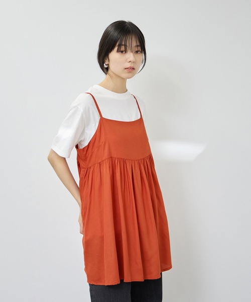 Mac-House(マックハウス)の「Free Nature ギャザーキャミチュニック×Tシャツ アンサンブル(アンサンブル・レディース・ブラック/ブラック系その他/ブラック系その他2/オレンジ・M/L)」の4枚目の写真