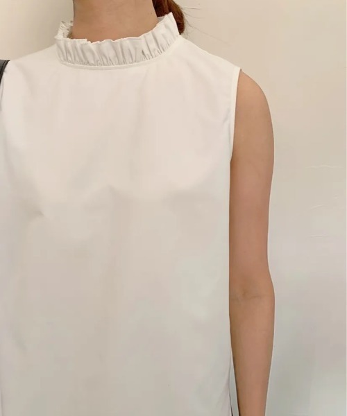 BIRTHDAY BASH(バースデイバッシュ)の「LORETTA FRILL HIGH NECK TOPS(ロレッタフリルハイネックトップス)(その他トップス・レディース・ホワイト・SMALL/MEDIUM)」の4枚目の写真