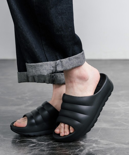 TELIC(テリック)の「TELIC テリック W-CLOUD 厚底シャークソールスライドサンダル/リカバリーサンダル(サンダル・メンズ・ブラック/グレイッシュベージュ/インディゴブルー/アイボリー・M/XL/L/ML)」の11枚目の写真