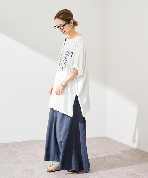 FRAMeWORK(フレームワーク)の「ステンシルロゴBIGT-SHIRT(Tシャツ/カットソー・レディース・ホワイト/ベージュ・FREE)」の7枚目の写真