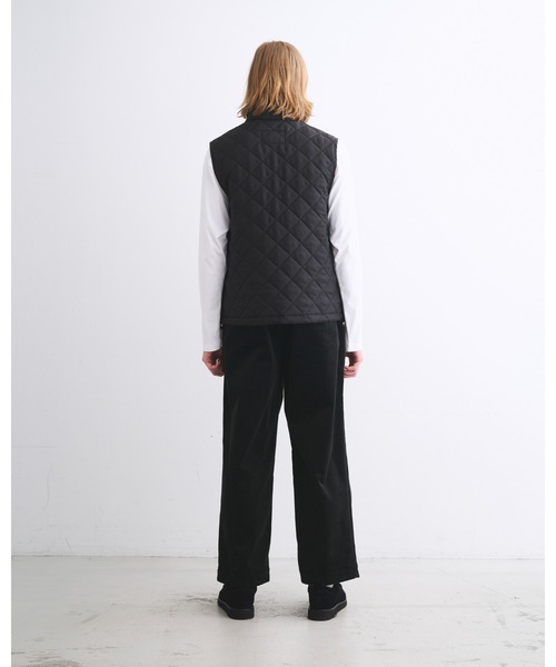 Traditional Weatherwear(トラディショナルウェザーウェア)の「ELGIN QUILTED VEST(ベスト・メンズ・ブラック×ブラック/ブラウン・36/38)」の6枚目の写真