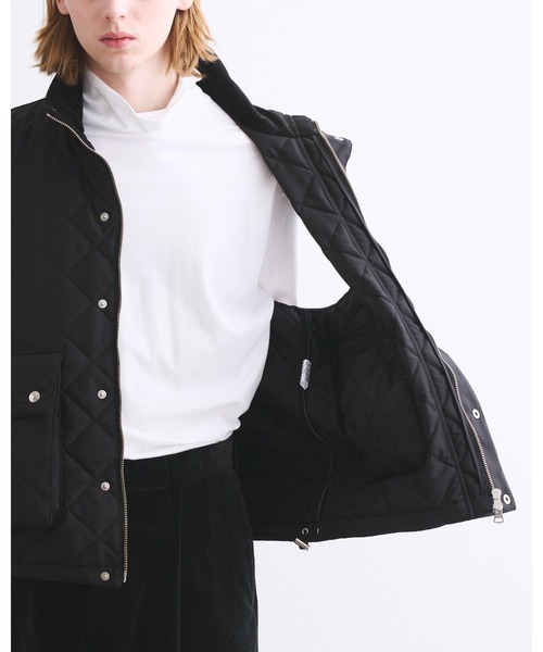 Traditional Weatherwear(トラディショナルウェザーウェア)の「ELGIN QUILTED VEST(ベスト・メンズ・ブラック×ブラック/ブラウン・36/38)」の8枚目の写真