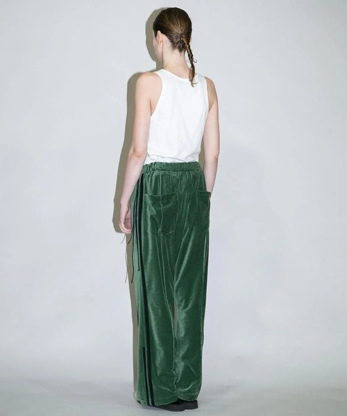 my beautiful landlet（マイビューティフルランドレット）の「【my beautiful landlet】 COTTON VELOUR TRACK FLARE PANTS（その他パンツ・メンズ・ネイビー/レッド/グリーン・1/0）」の6枚目の写真