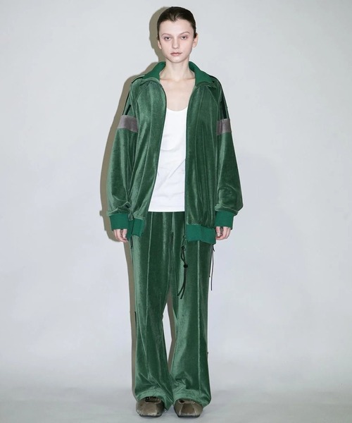 my beautiful landlet（マイビューティフルランドレット）の「【my beautiful landlet】 COTTON VELOUR TRACK FLARE PANTS（その他パンツ・メンズ・ネイビー/レッド/グリーン・1/0）」の7枚目の写真