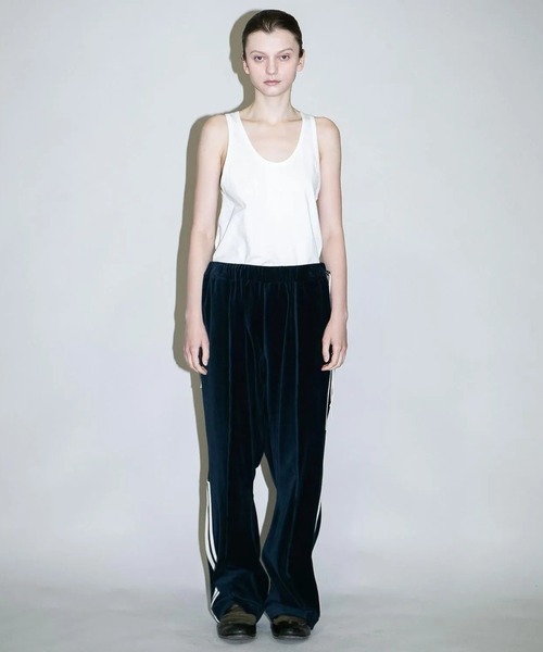 my beautiful landlet（マイビューティフルランドレット）の「【my beautiful landlet】 COTTON VELOUR TRACK FLARE PANTS（その他パンツ・メンズ・ネイビー/レッド/グリーン・1/0）」の9枚目の写真