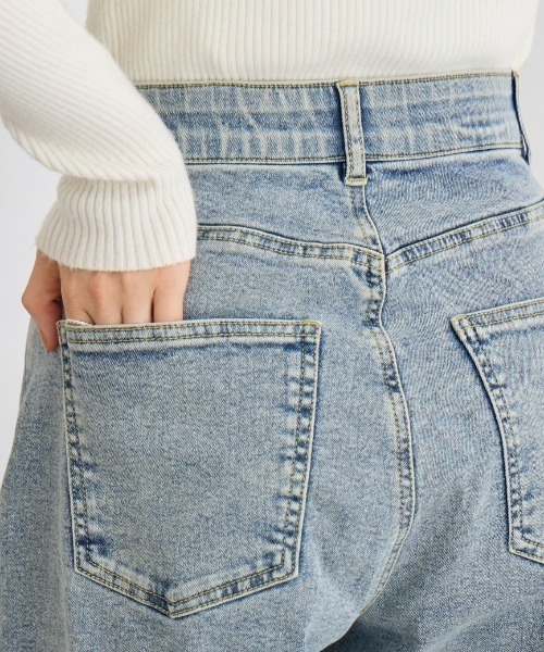 Viola e Viola（ヴィオラエヴィオラ）の「あったか裏起毛　隠しゴムストレートパンツ（デニムパンツ・レディース・ライトブルー/ネイビー/ダークネイビー・LL/M/L）」の19枚目の写真