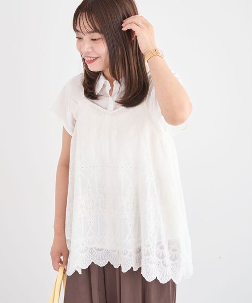 Green Parks(グリーンパークス)の「SET2点刺しゅうキャミ+シャツ(シャツ/ブラウス・レディース・ブラウン/オフホワイト/ブラック・FREE)」の2枚目の写真