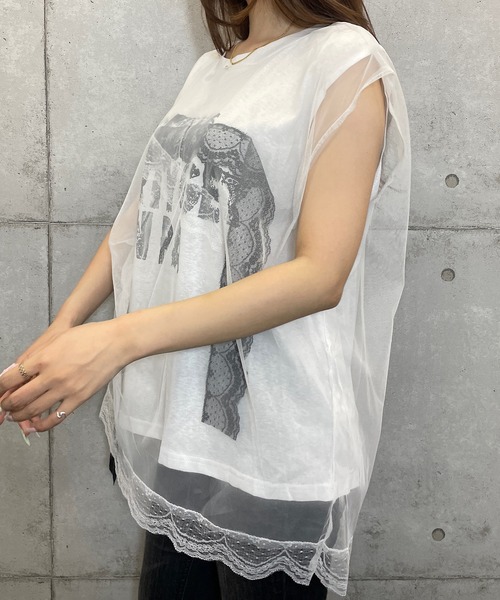 ROGER AND RAW(ロジャーアンドロウ)の「シフォンレースレイヤード プリントトップス(Tシャツ/カットソー・レディース・ホワイト/ブラック/グレー・FREE)」の7枚目の写真
