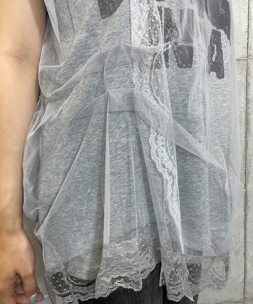 ROGER AND RAW(ロジャーアンドロウ)の「シフォンレースレイヤード プリントトップス(Tシャツ/カットソー・レディース・ホワイト/ブラック/グレー・FREE)」の16枚目の写真