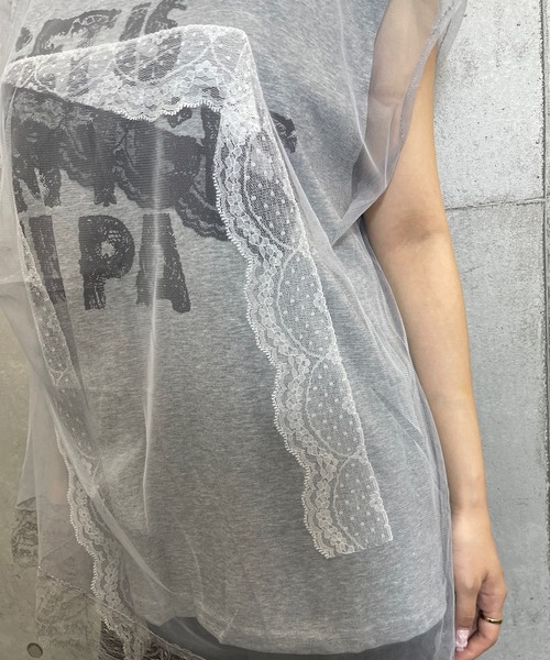 ROGER AND RAW(ロジャーアンドロウ)の「シフォンレースレイヤード プリントトップス(Tシャツ/カットソー・レディース・ホワイト/ブラック/グレー・FREE)」の17枚目の写真