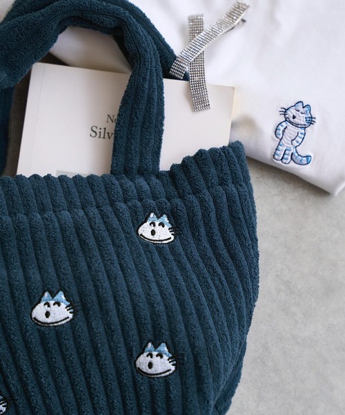 KOBE LETTUCE（コウベレタス）の「[ 11ぴきのねこコラボ ] 刺繍ミニトートバッグ（トートバッグ・レディース・アイボリー/ピンク/ネイビー・F）」の9枚目の写真