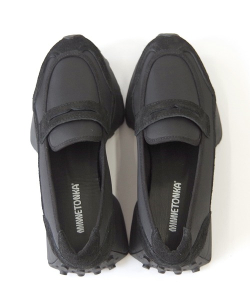 Minnetonka(ミネトンカ)の「MINNETONKA(ミネトンカ) /26M02 ナイロンローファースニーカー(スニーカー・レディース・ブラック/ブラウン・6/7/8/9/10)」の6枚目の写真